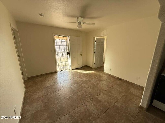 1313 C Ave in Douglas, AZ - Building Photo - Building Photo