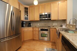 59 Walpole St, Unit 215 in Canton, MA - Building Photo