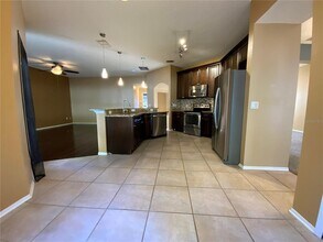 1914 Palmetto Pine Ln in Orlando, FL - Building Photo - Building Photo