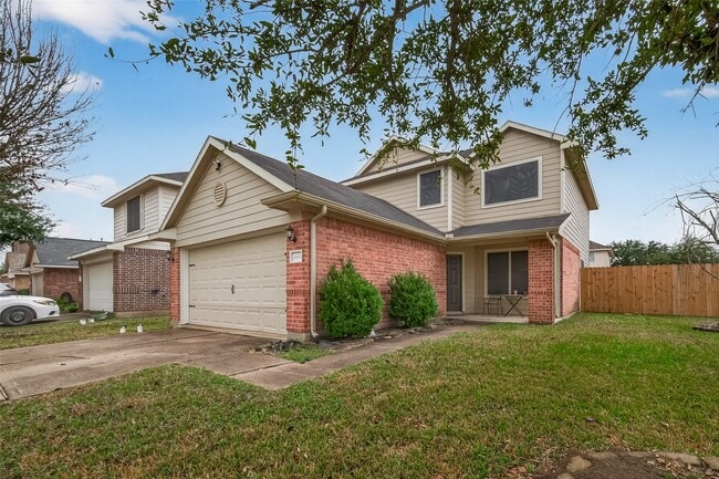 10902 Clear Villa Ln in Houston, TX - Building Photo - Building Photo