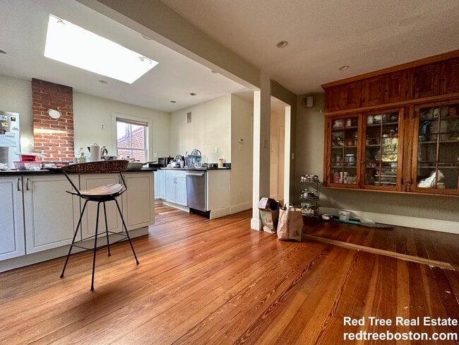 151 Highland St, Unit 2 in Boston, MA - Building Photo - Building Photo