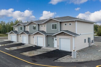 Aspen Pines in Wasilla, AK - Foto de edificio - Building Photo