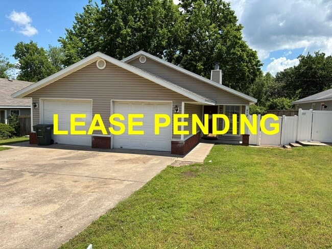 property at 1720 N Noelle Ave
