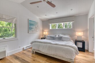 21 Mako Ln in Amagansett, NY - Building Photo - Building Photo