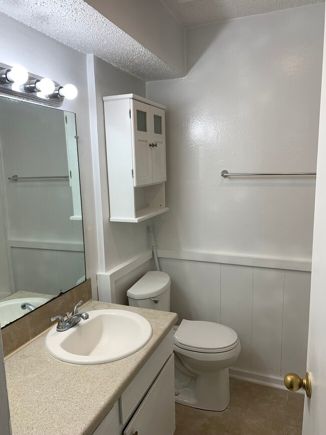 209 Hawaii St in Van, TX - Building Photo - Building Photo