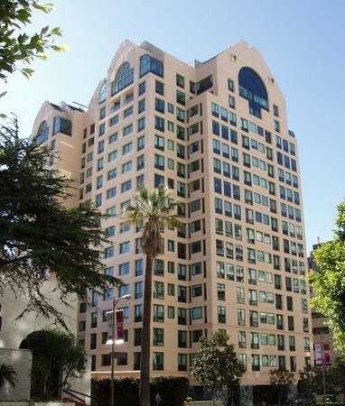 property at 10520 Wilshire Blvd