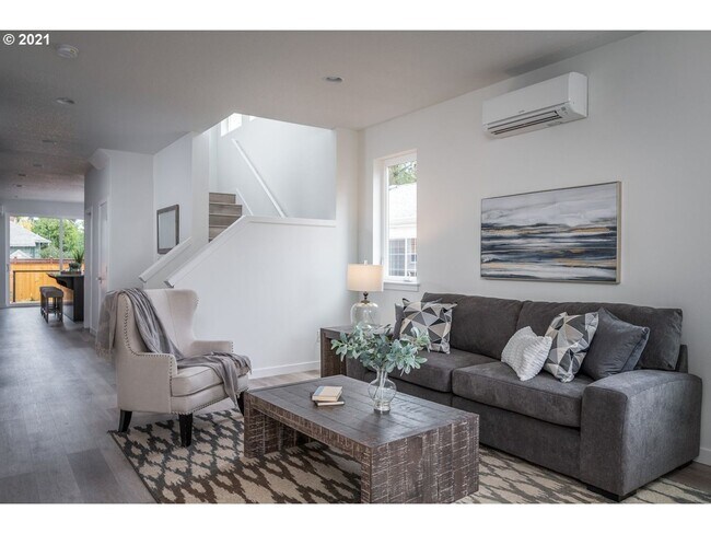 3540 SE 67th Ave in Portland, OR - Building Photo - Building Photo