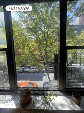 147 E 82nd St in New York, NY - Building Photo - Building Photo