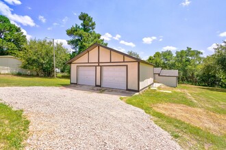 21830 SE 44th St in Newalla, OK - Foto de edificio - Building Photo