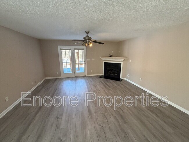 5750 Osprey Cove Dr in Raleigh, NC - Building Photo - Building Photo