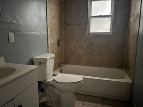 482 Avon Ave in Newark, NJ - Building Photo - Building Photo