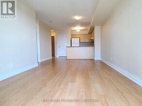 75-1175 S Town Centre Blvd in Markham, ON - Building Photo - Building Photo