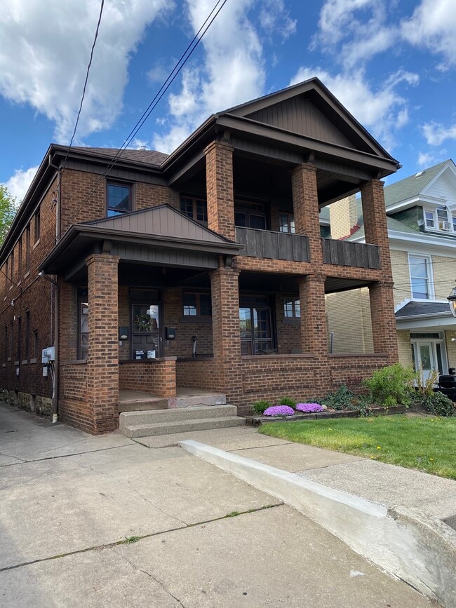 2956 Espy Ave, Unit 2956