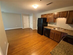 500 Mendon Rd-Unit -1 E in Cumberland, RI - Building Photo - Building Photo