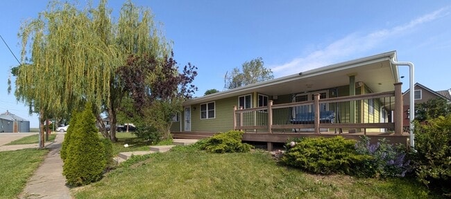 property at 309 Perry St