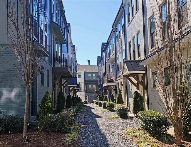 property at 151 Chestnut Cir