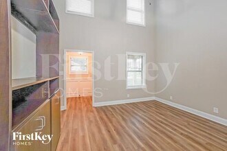 100 Irishman Way in Clarksville, TN - Building Photo - Building Photo