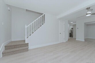 136 Albany Blvd in Atlantic Beach, NY - Building Photo - Building Photo