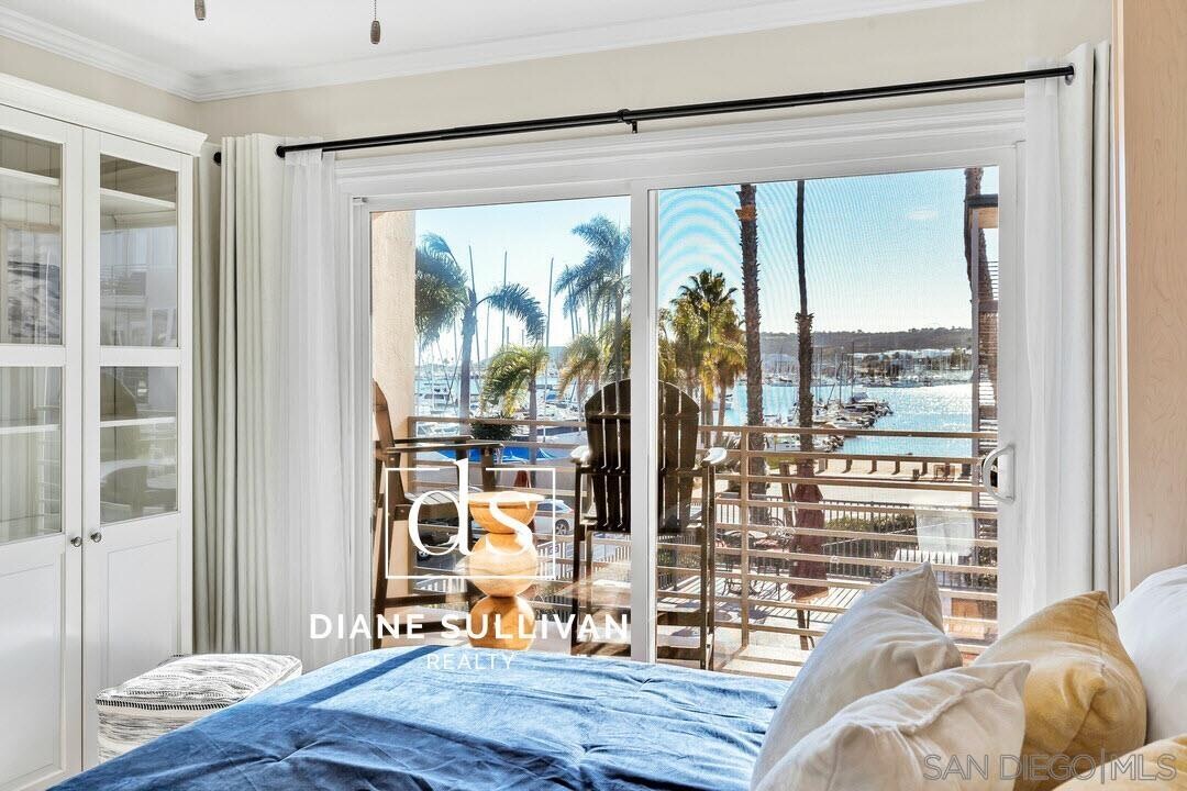 1021 Scott St in San Diego, CA - Building Photo