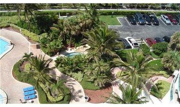 3001 S Ocean Dr-Unit -923 E in Hollywood, FL - Building Photo - Building Photo