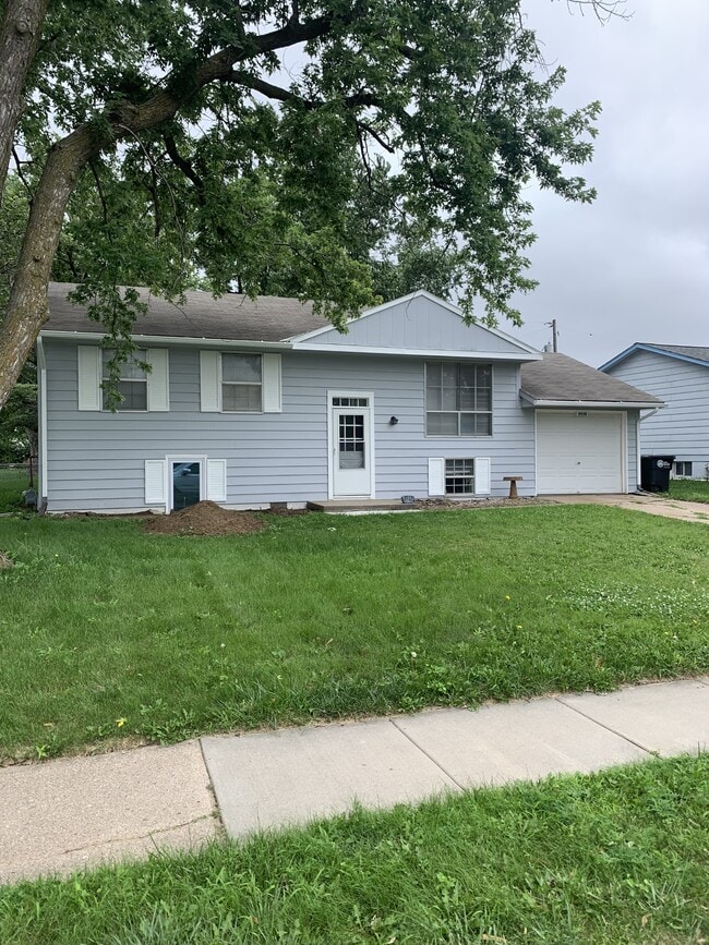 property at 4938 Marshall Dr