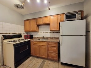 423 2nd St in Jersey City, NJ - Foto de edificio - Building Photo