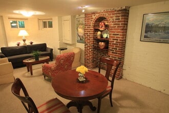 1713 Riggs Pl NW in Washington, DC - Building Photo - Building Photo