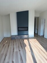 8531 Golden St, Unit Apt 3 in Anchorage, AK - Building Photo - Building Photo
