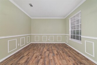 10711 Castle Hills Ct in Houston, TX - Building Photo - Building Photo