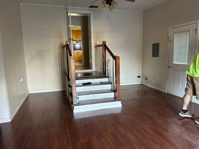 property at 210 S Horner St