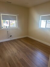 3804 S Hobart Blvd in Los Angeles, CA - Building Photo - Building Photo