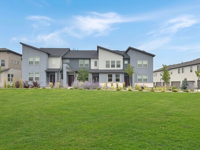 property at 6555 N Dunkirk St