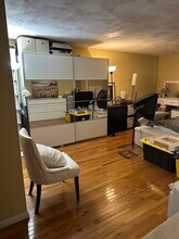 14 Williamsburg Ct in Shrewsbury, MA - Foto de edificio - Building Photo