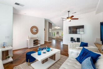 47845 Vía Firenze in La Quinta, CA - Building Photo - Building Photo