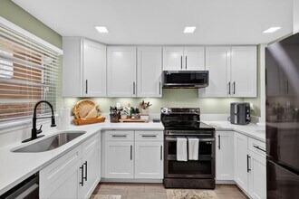 9480 Tangerine Pl in Davie, FL - Building Photo - Building Photo