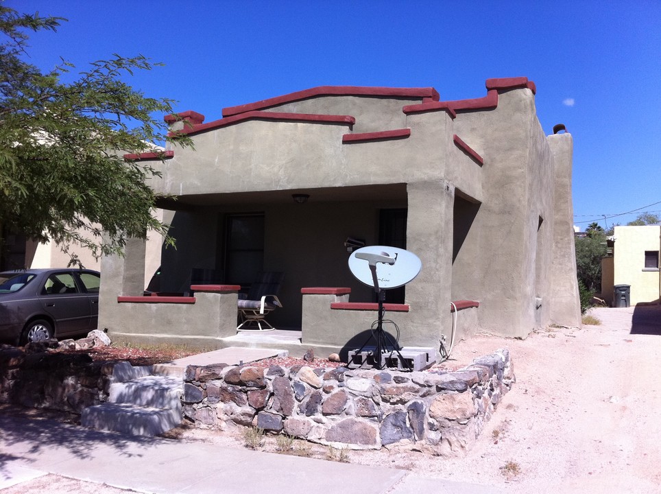 837-841 E 8th St in Tucson, AZ - Building Photo