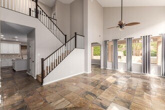 7690 E San Fernando Dr in Scottsdale, AZ - Building Photo - Building Photo