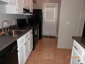 901 Olmstead Dr in Hinesville, GA - Building Photo - Building Photo