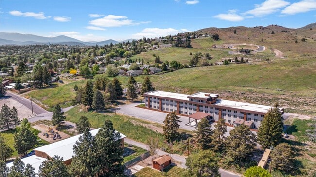 151 N Williams Ave in Klamath Falls, OR - Building Photo - Building Photo