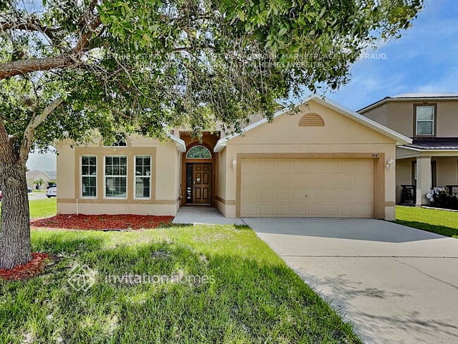 property at 5541 Silver Thistle Ln
