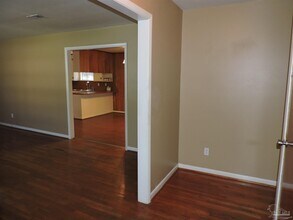 8220 Excelsior Dr in Pensacola, FL - Foto de edificio - Building Photo