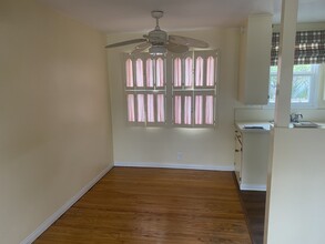 5808 E Marita St in Long Beach, CA - Foto de edificio - Building Photo