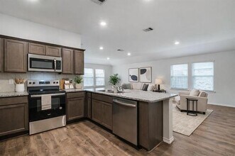 511 Silo Cir in Royse City, TX - Building Photo - Building Photo