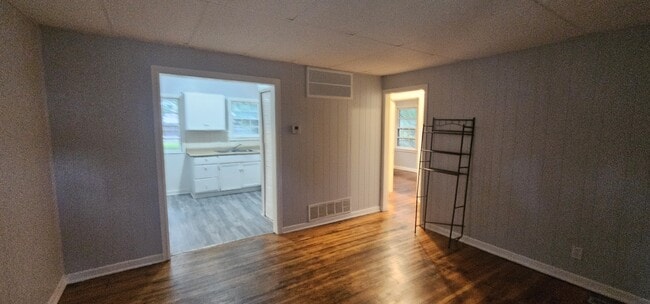 1036 N Ash St in Wichita, KS - Building Photo - Building Photo