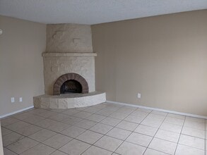 1945 W La Osa Dr in Tucson, AZ - Building Photo - Building Photo