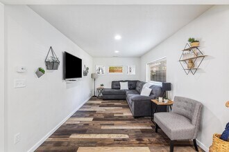 924 6th St in Coeur d'Alene, ID - Building Photo - Building Photo