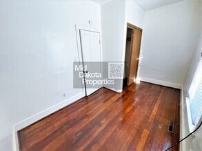 1020 E 1st Ave in Mitchell, SD - Building Photo - Building Photo