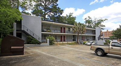 106 W 7th Ave in Tallahassee, FL - Foto de edificio - Building Photo