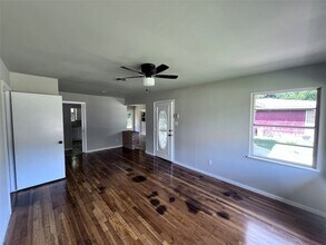 5742 Flamingo Dr in Houston, TX - Building Photo - Building Photo