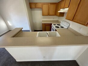 2965 Juniper Hills Blvd in Las Vegas, NV - Building Photo - Building Photo